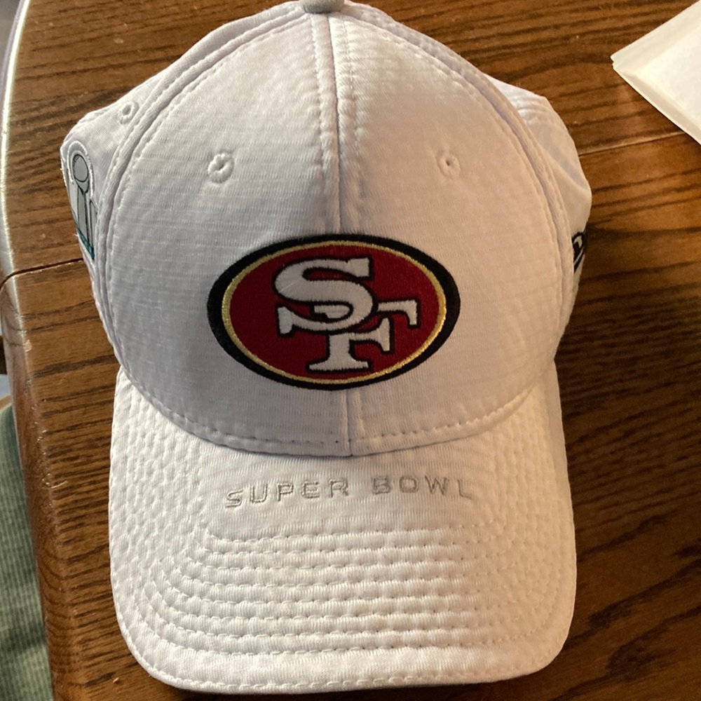 49ers hat with Superbowl emblem